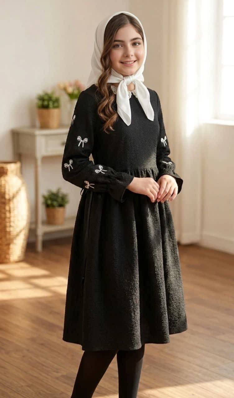 پیراهن مانتوئی نوجوان (سارا) محرمی مناسب۱۱تا۱۶سال کد۱۱۲۹