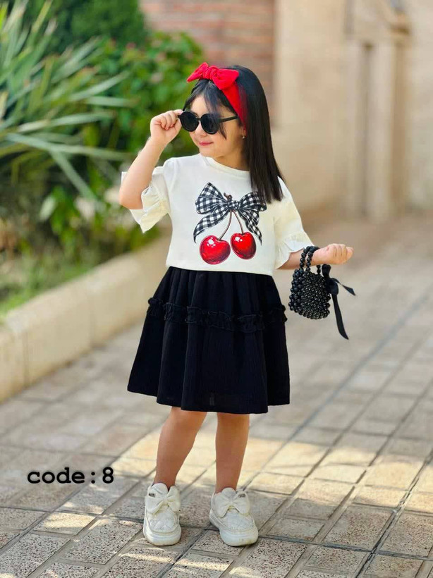تیشرت دامن طرح گیلاس مناسب۴تا۹ سال کد۶۲