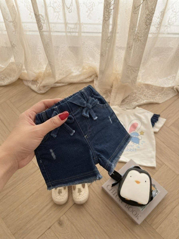 ست کراپ شلوارک لی مناسب۲تا۹سال کد۱۱۷۴