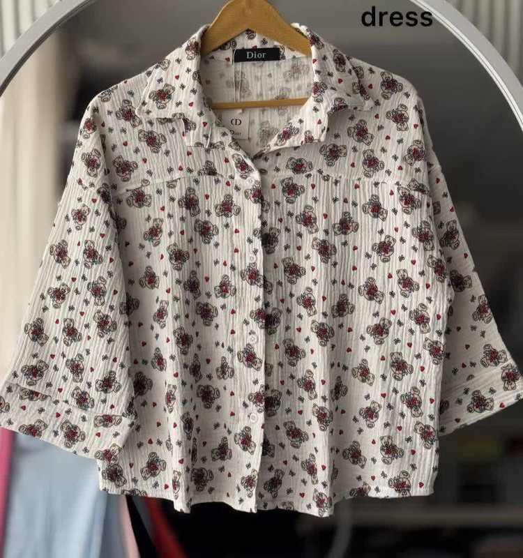 شومیز باکسی خرسی در۳طرح فریسایز۳۶تا۴۴کد۱۱۷۹